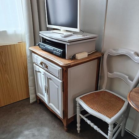Chambre Dans Le Centre Historique 퐁노데메르 외부 사진