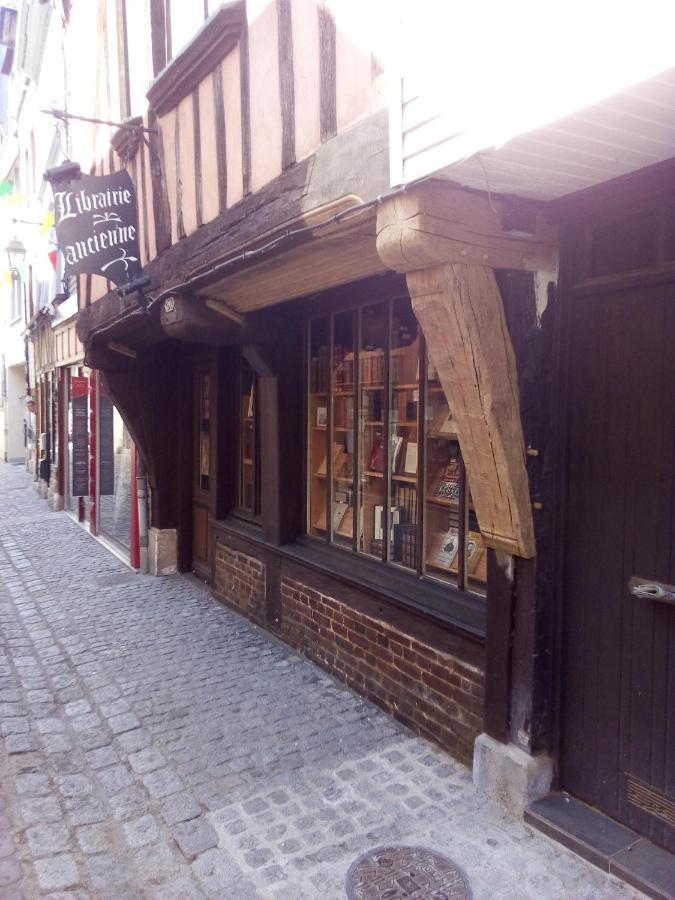 Chambre Dans Le Centre Historique 퐁노데메르 외부 사진