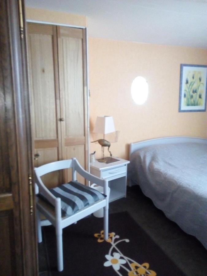 Chambre Dans Le Centre Historique 퐁노데메르 외부 사진