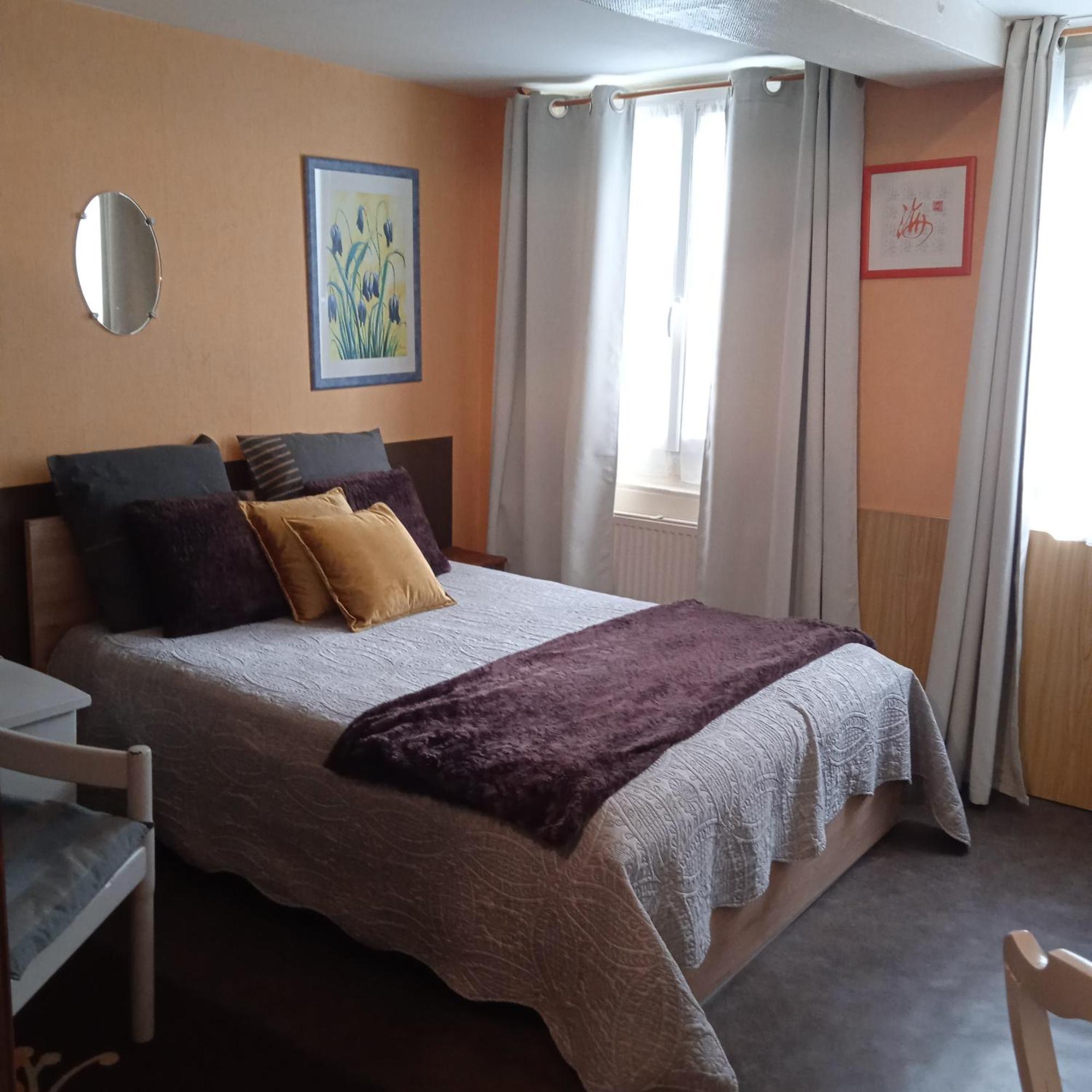 Chambre Dans Le Centre Historique 퐁노데메르 객실 사진